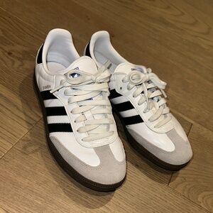 Adidas sambas